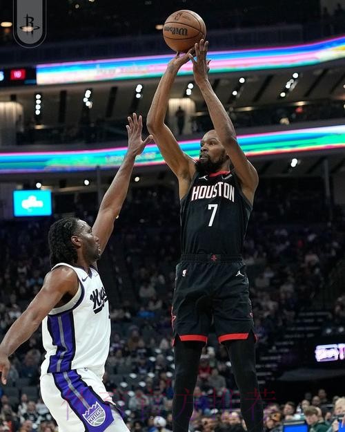 威少15+10德罗赞22分 杜兰特23分国王送火箭三连败